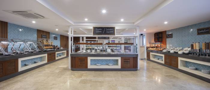 DOUBLETREE BY HILTON ISIL CLUB RESORT Restaurants